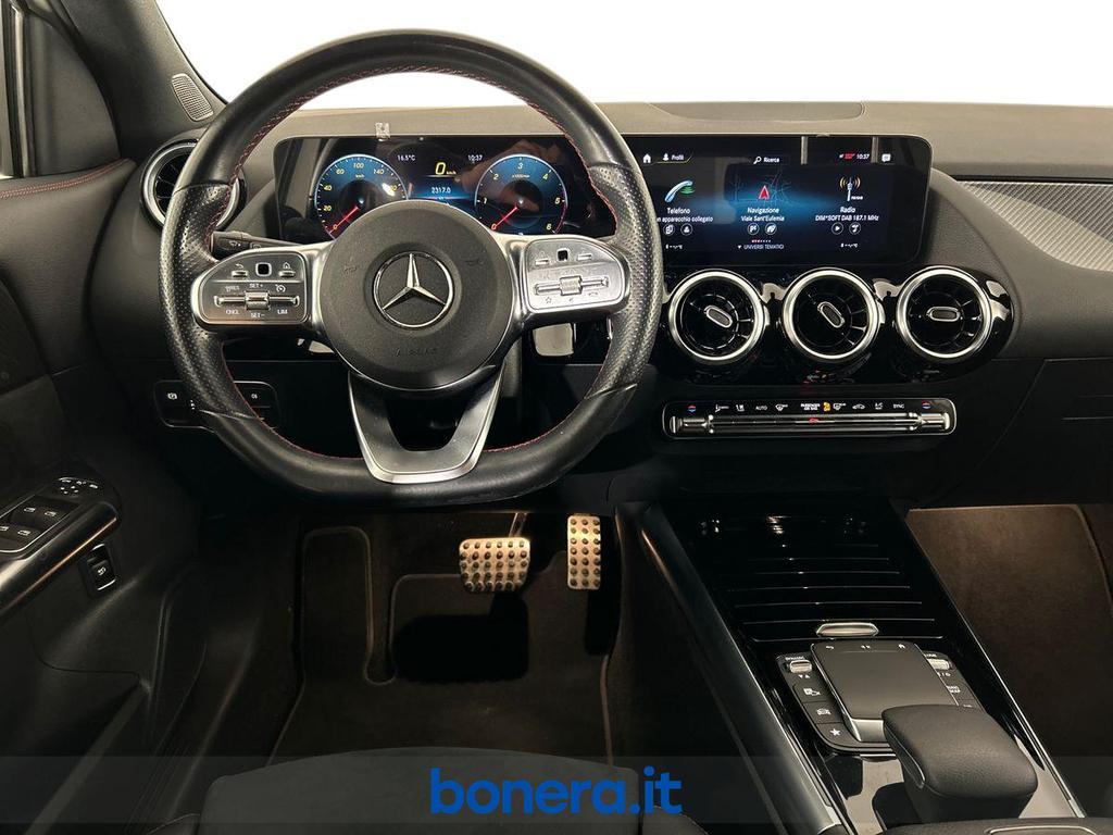 Mercedes GLA 200 200 D Premium 8G-DCT