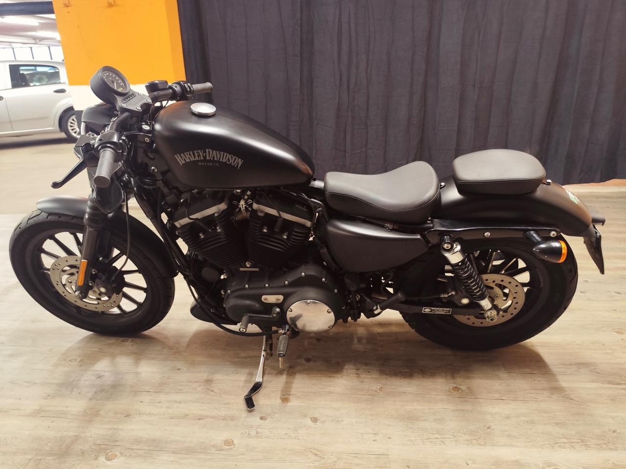 MERAVIGLIOSA HARLEY DAVIDSON SPORTSTER XL 883 IRON SPECIAL EDITION