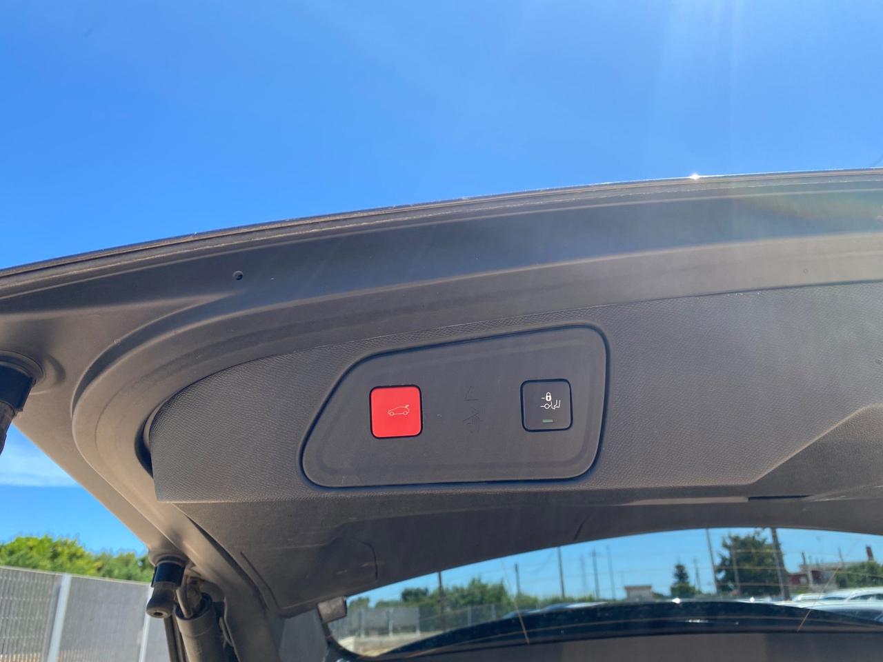 Peugeot 3008 HDi 130 EAT8 GT Line Full Tetto | 2020