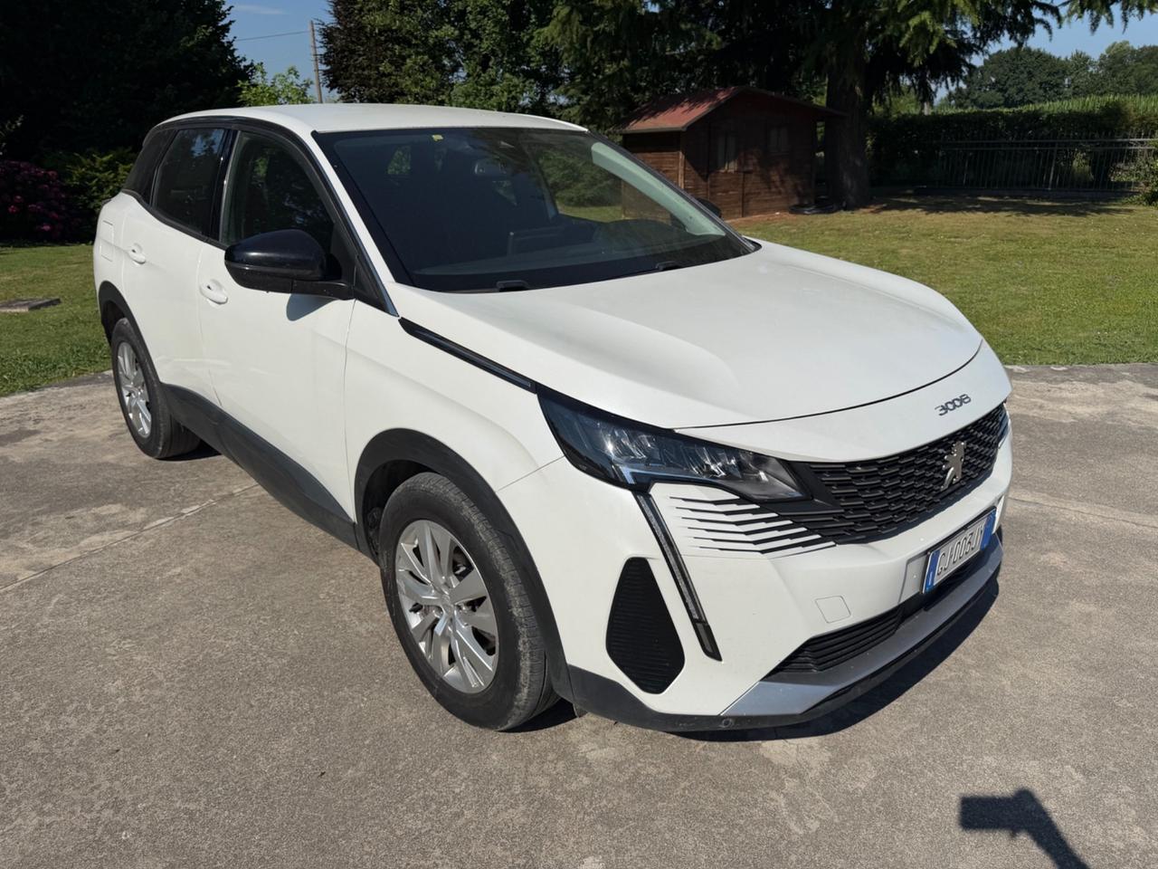 Peugeot 3008 BlueHDi 130 S&S EAT8 Active Pack
