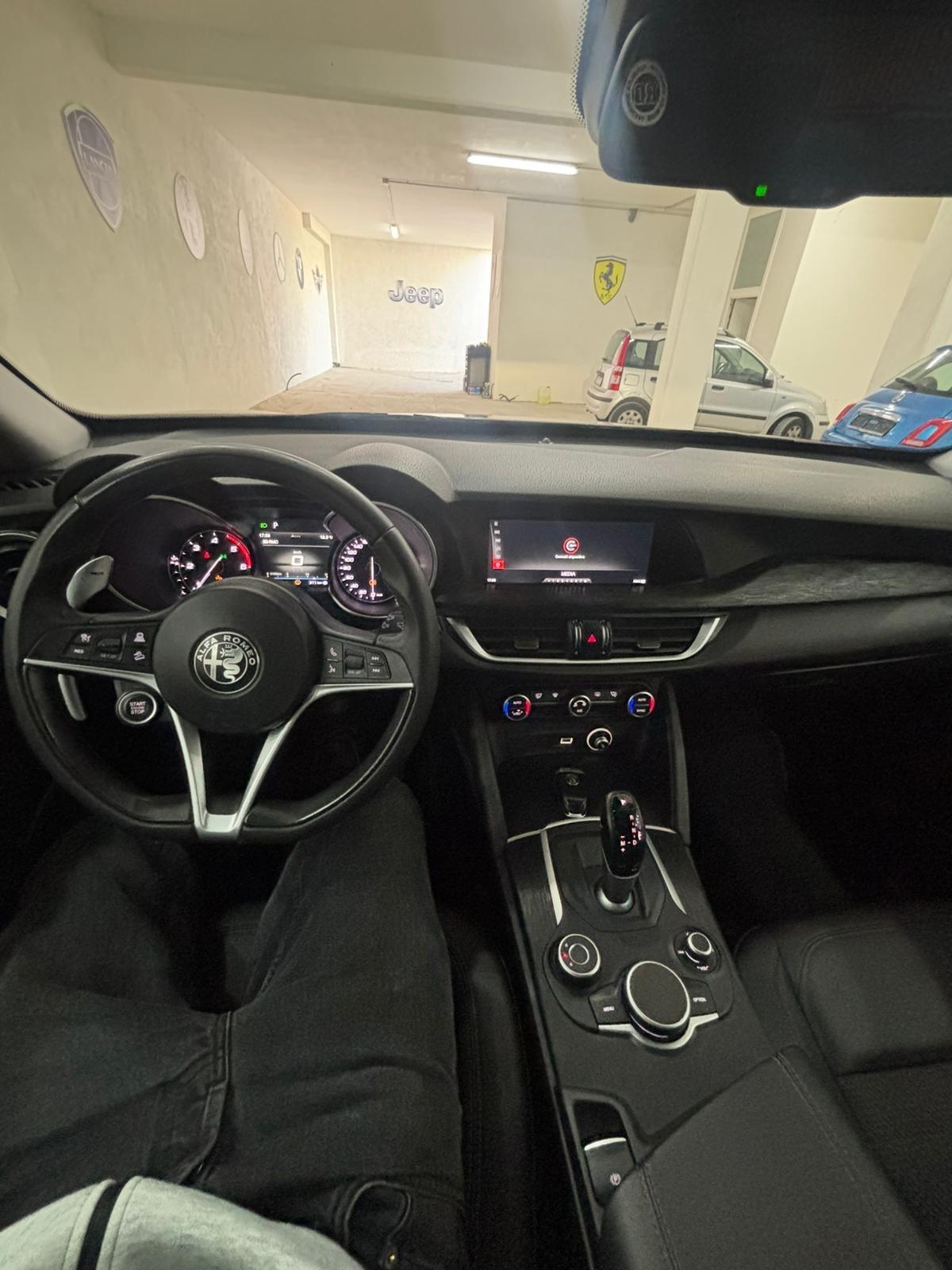 Alfa Romeo Stelvio 2.2 Turbodiesel 210 CV AT8 Q4 Super