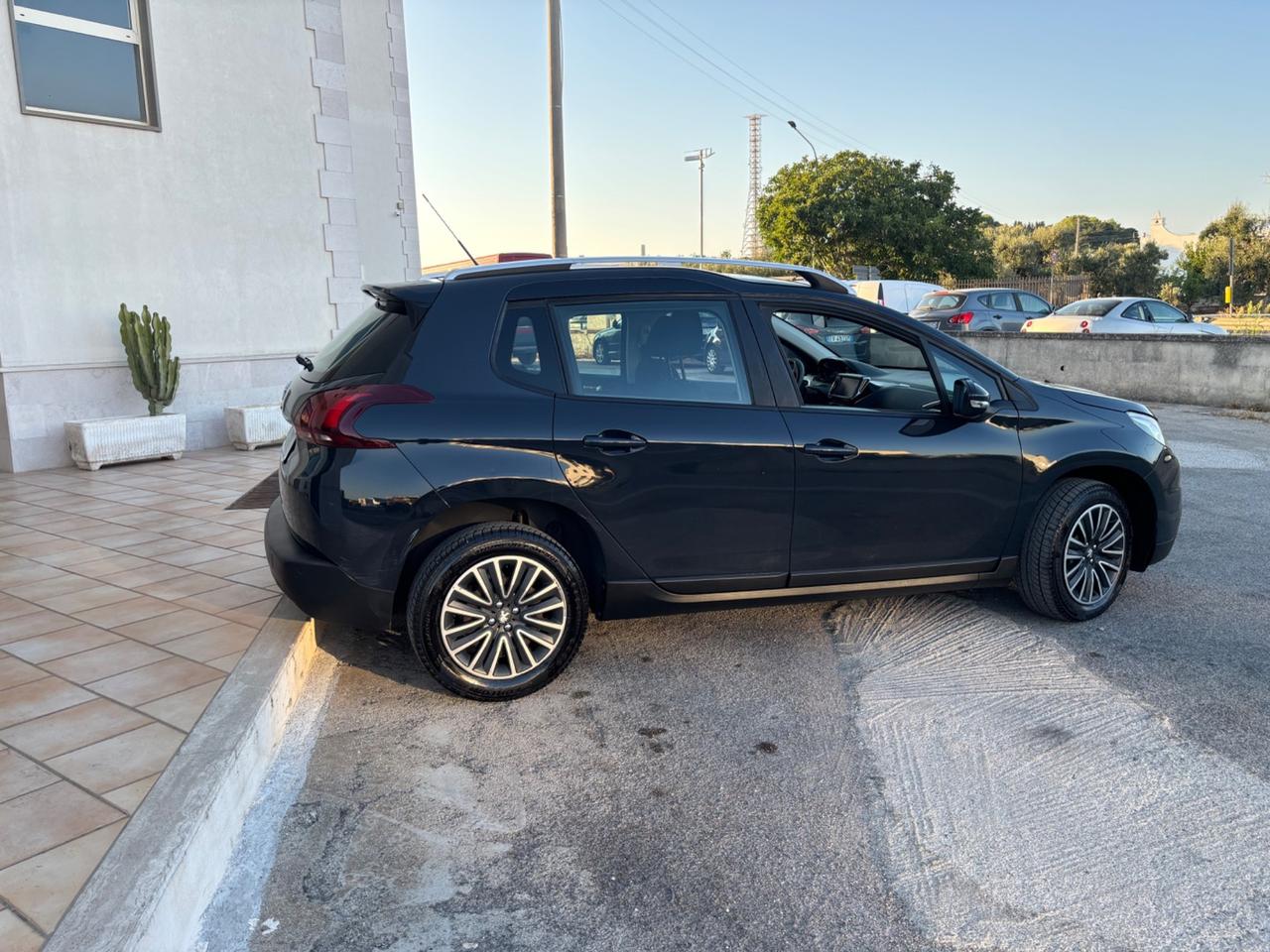 Peugeot 2008 BlueHDi 100 S&S Allure