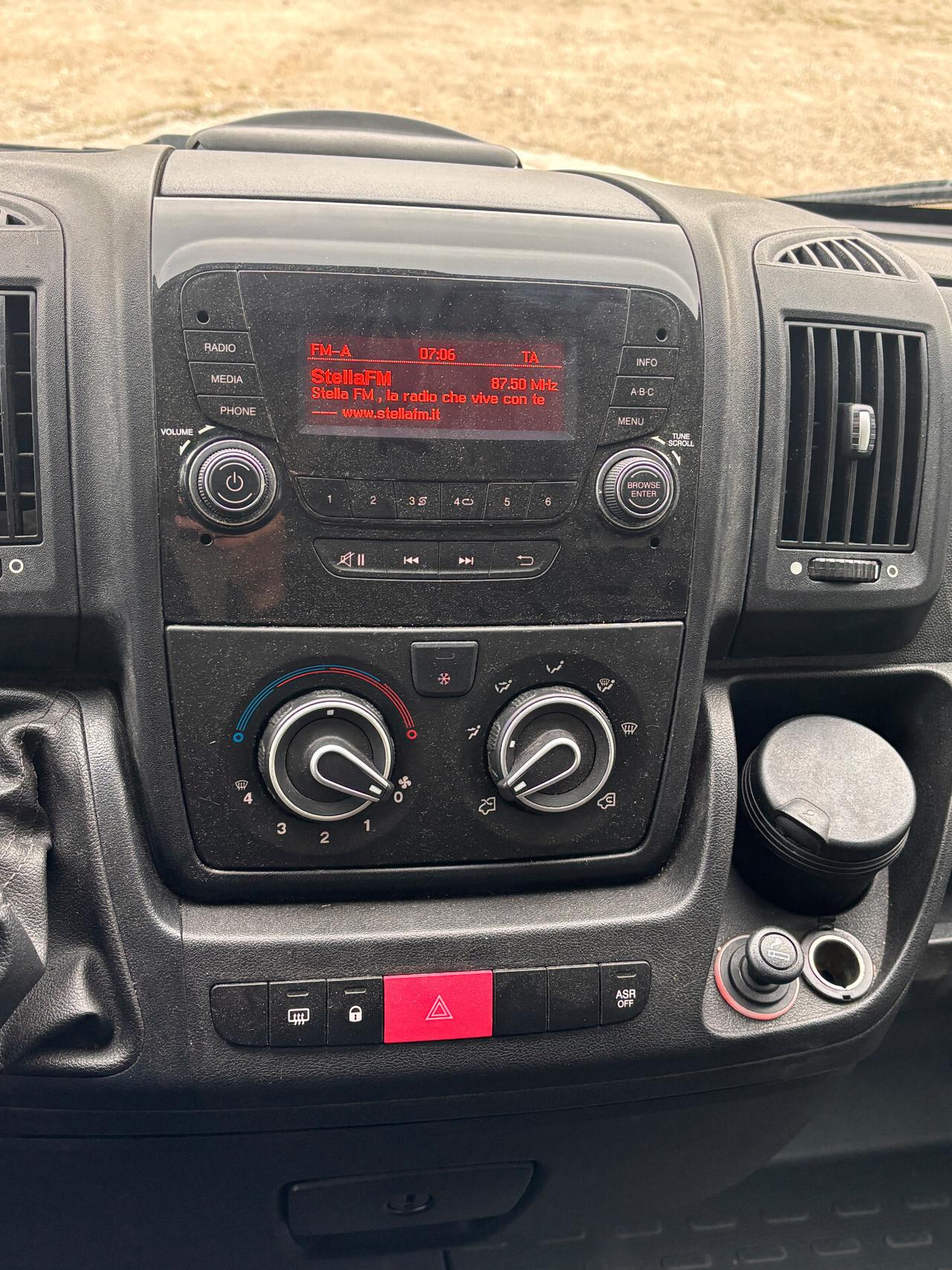 Citroen Jumper 33 2.0 BlueHDi 96KW 130CV L2 H2 Furgone