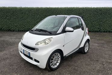 Smart ForTwo 1000 52 kW MHD cabrio passion