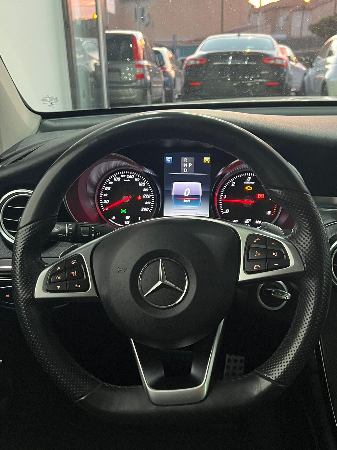 Mercedes-Benz GLC 250 d 4MATIC AMG Line