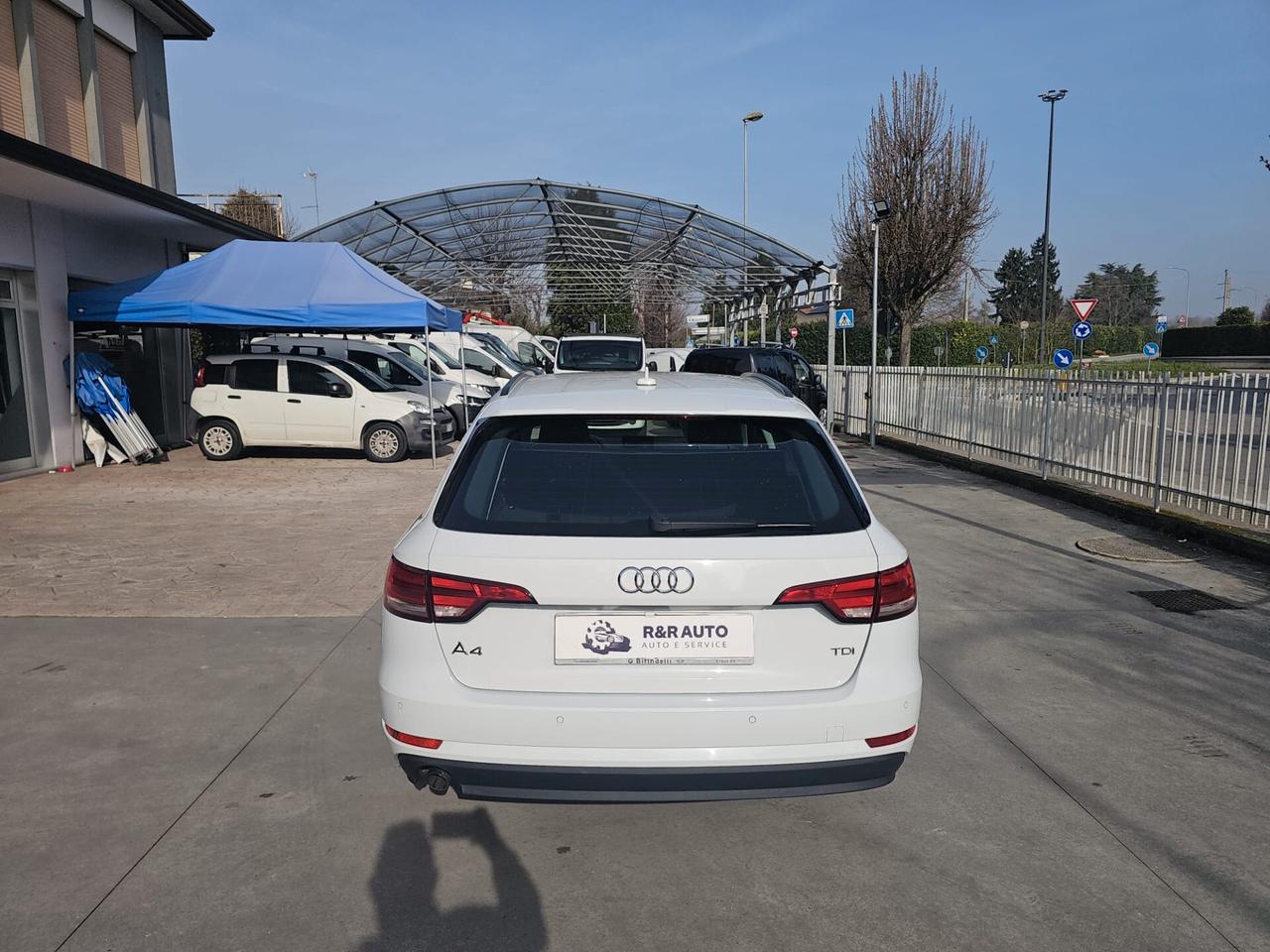Audi A4 Avant 2.0 TDI clean diesel Business
