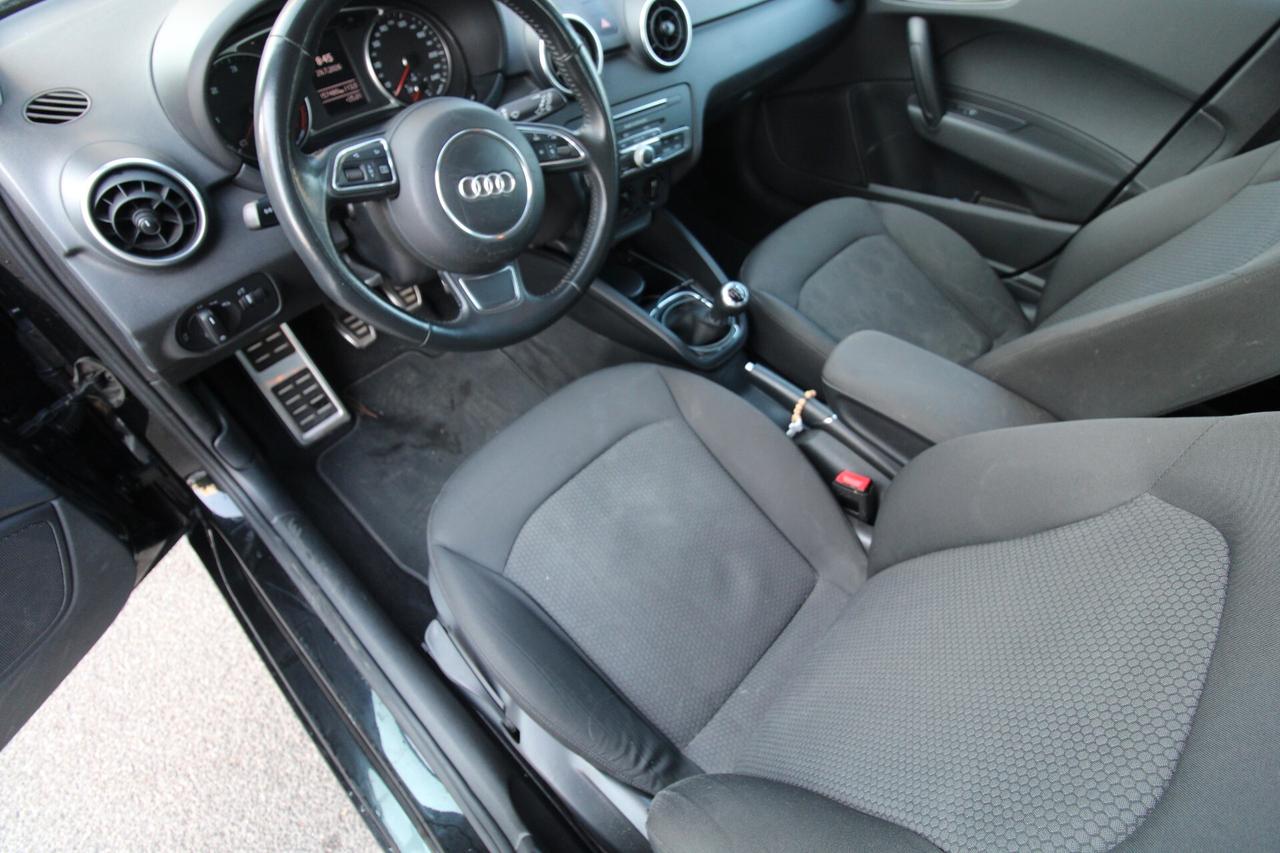 Audi A1 METAL PLUS