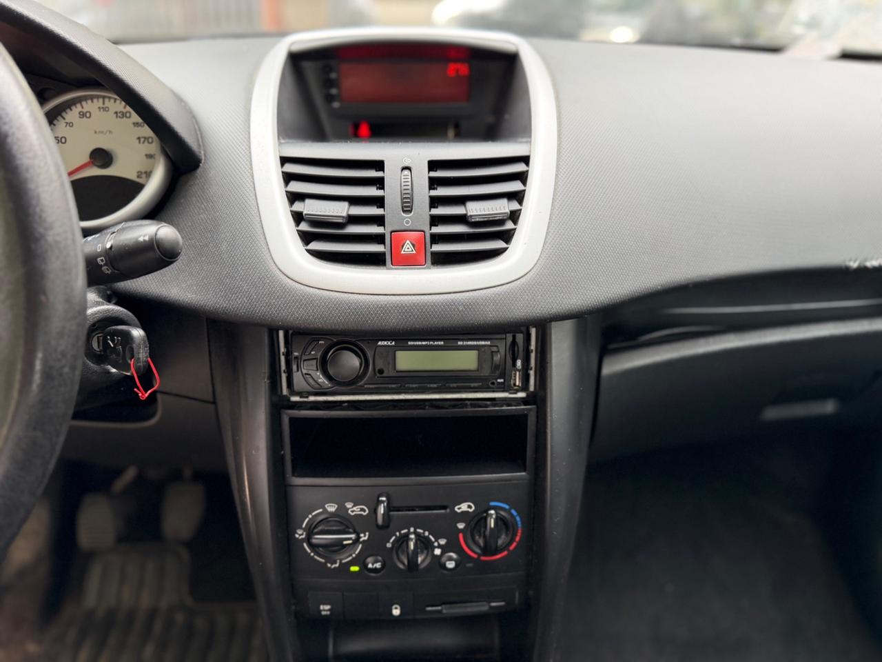Peugeot 207 1.4 8V 75CV 5p. Energie Sport ECO GPL