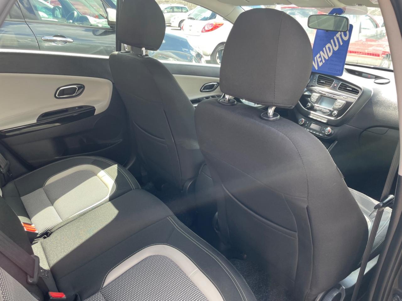 KIA CEED 1.6 DIESEL 110 (CV) 2015