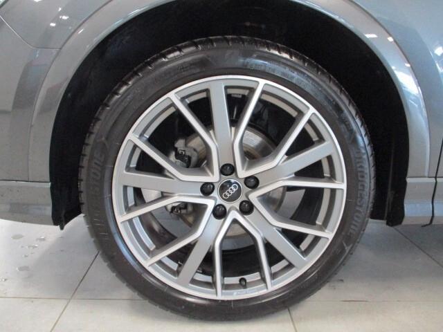 Audi Q3 SUV (35) Blackline 2.0 TDI 150CV S-Tronic