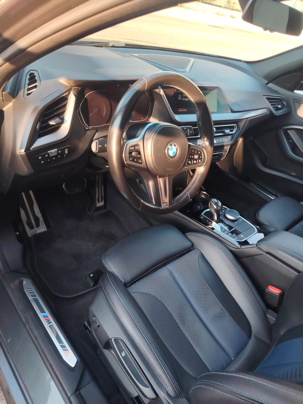 Bmw 116 116d 5p. Luxury