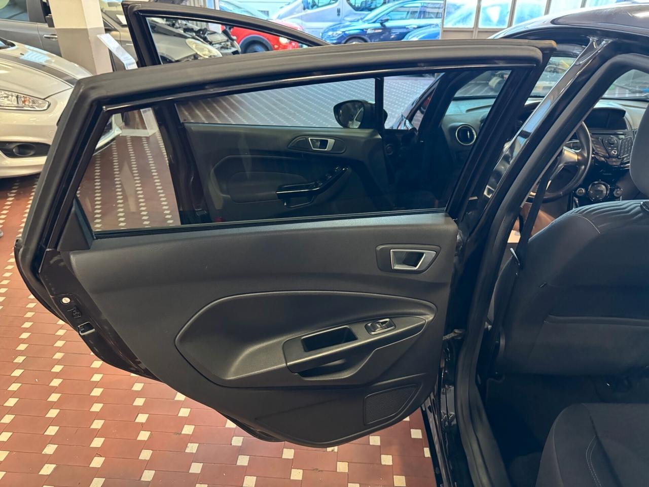 Ford Fiesta 1.0 80CV 5 porte Titanium - UNICO PROPRIETARIO