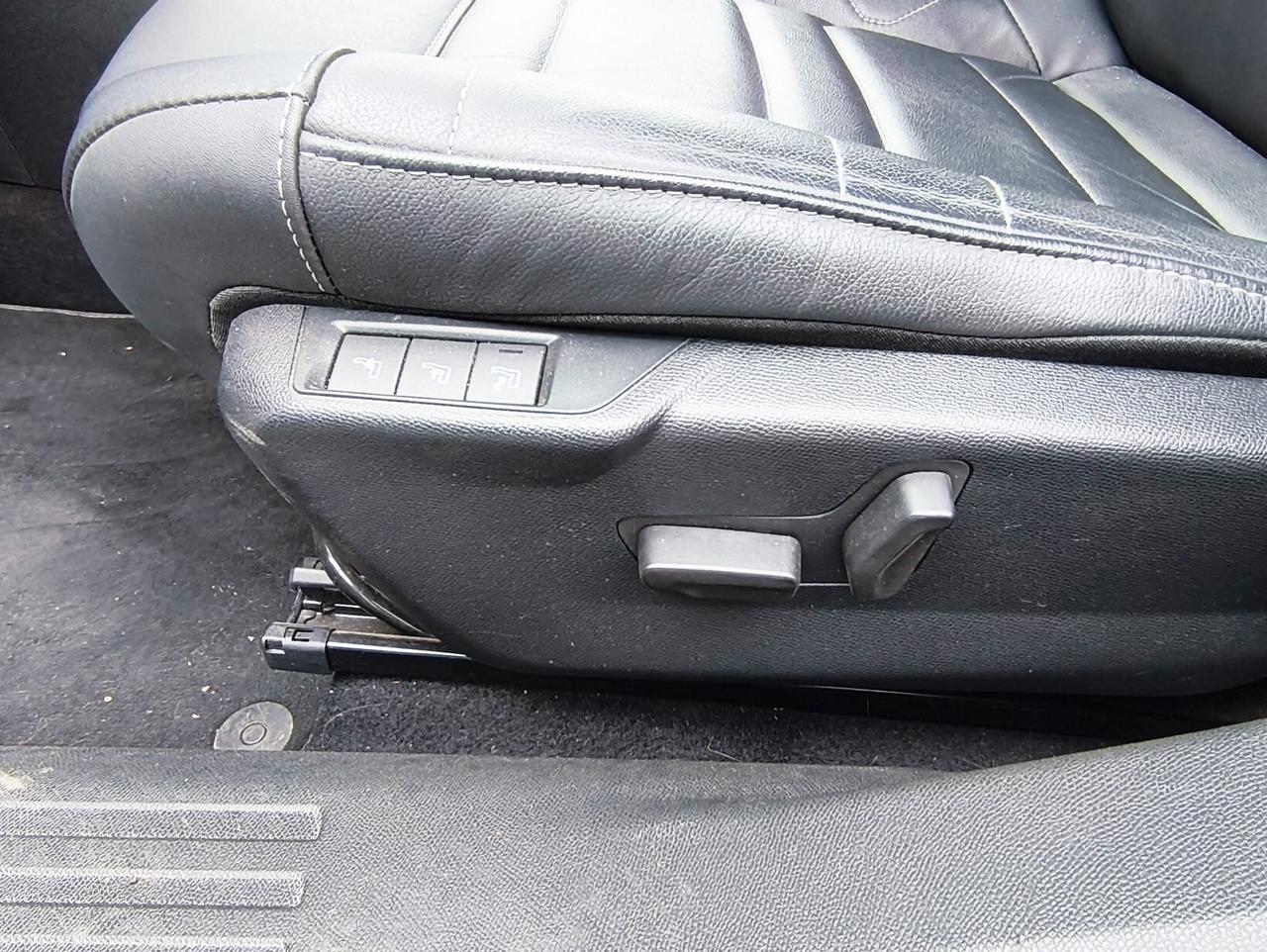 Citroen C4 X BlueHDI 130 S&S EAT8 Shine