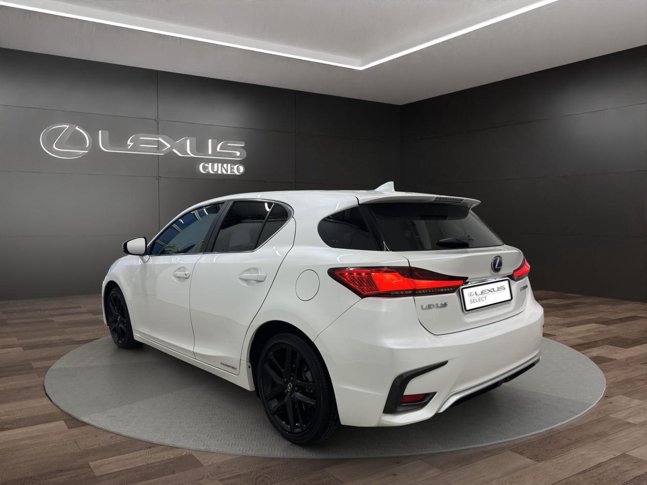 Lexus CT 200h 1.8 hybrid F-Sport cvt