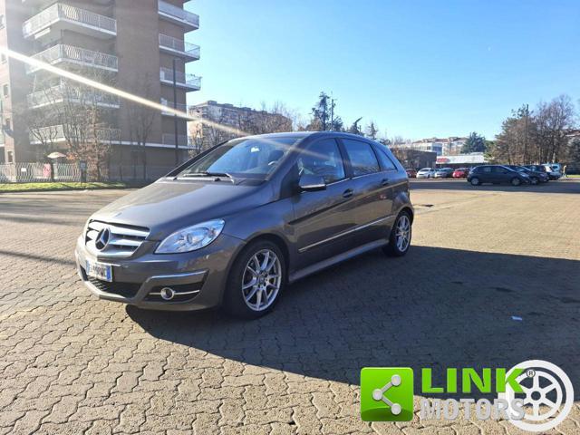 MERCEDES-BENZ B 200 CDI Premium