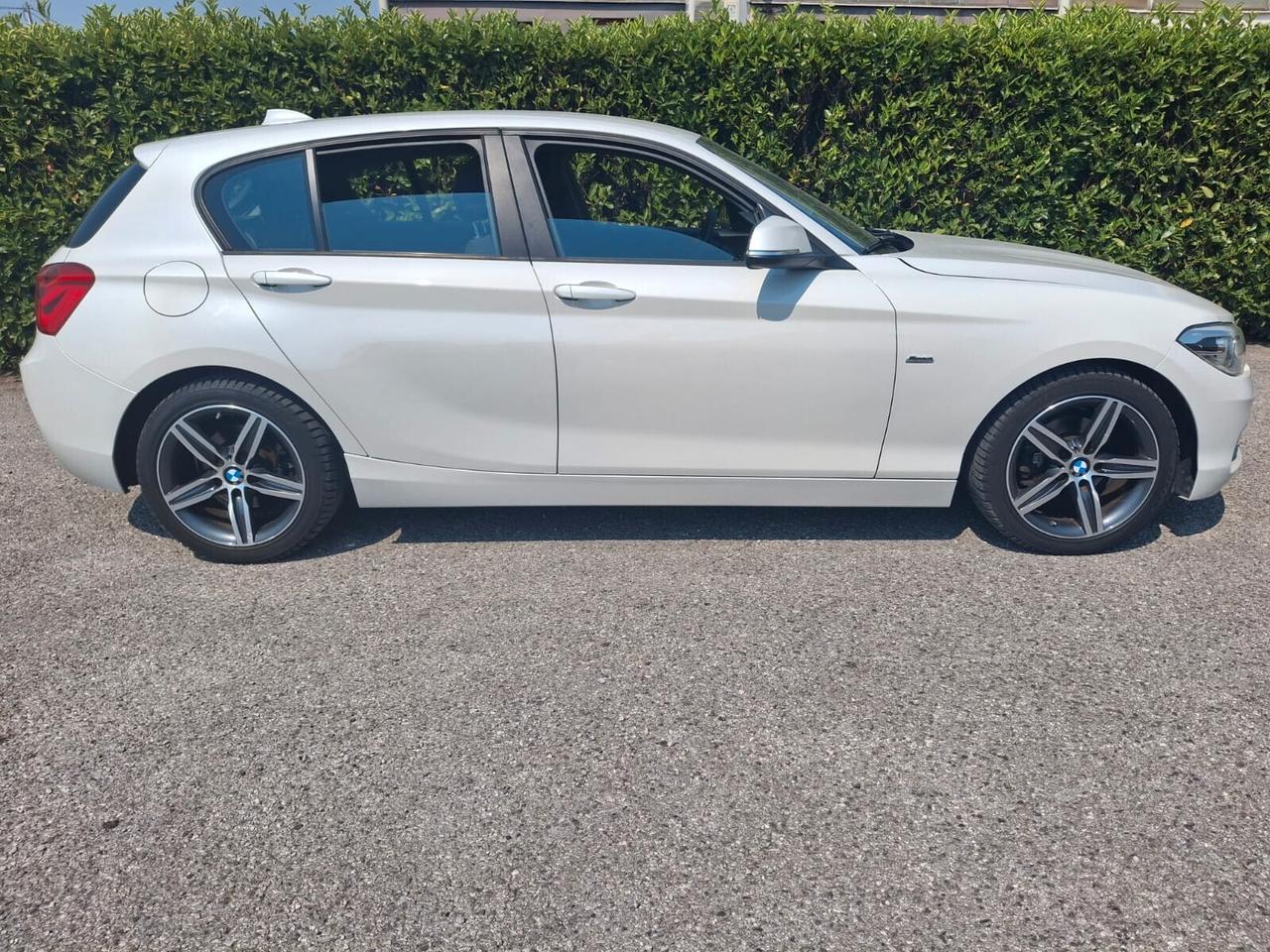 Bmw 116 116d 5p. Efficient Dynamics Sport