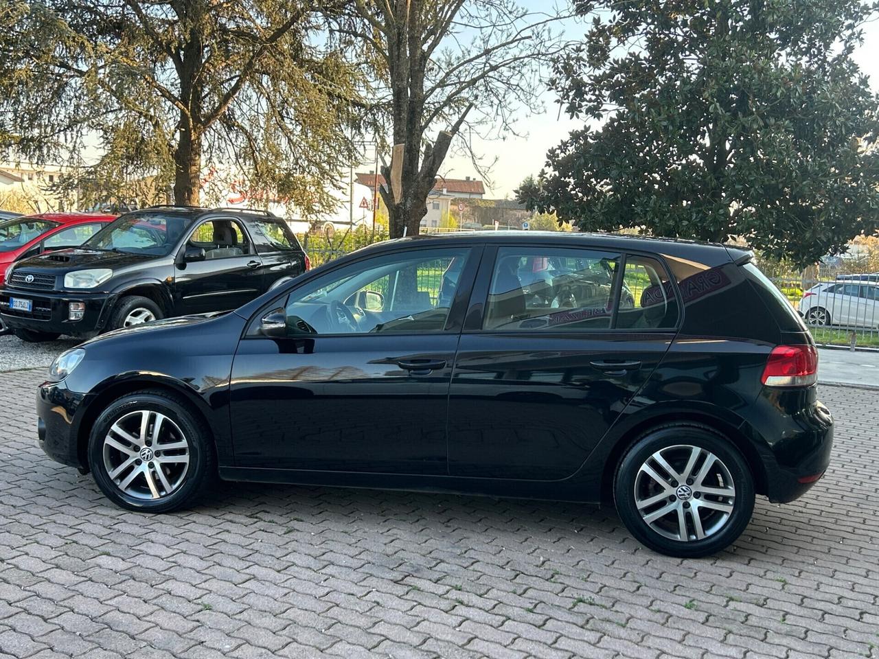Volkswagen Golf 1.6 TDI DPF 5p. Highline