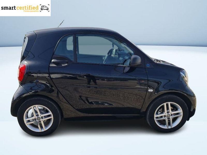 smart fortwo EQ PURE 22KW