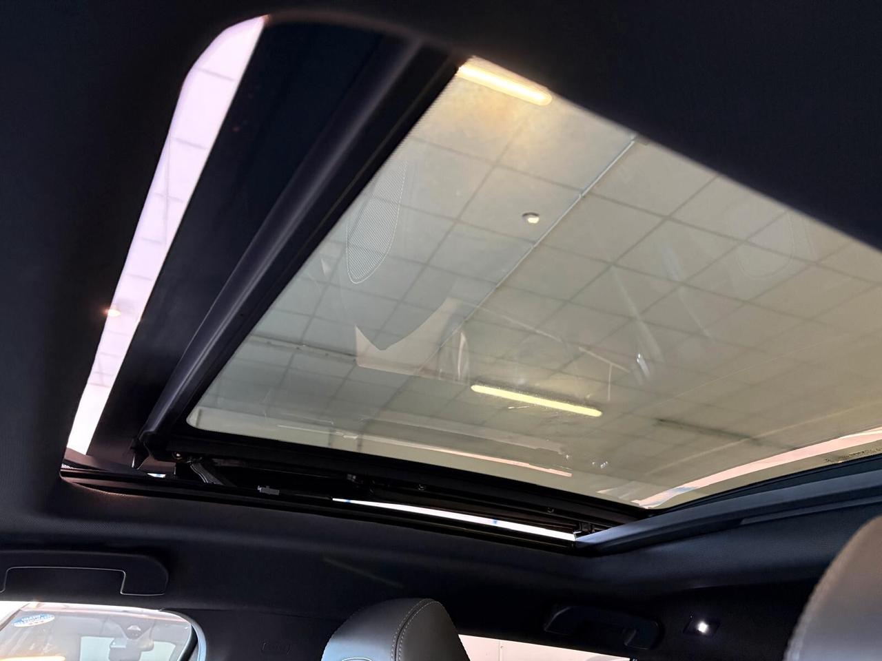 Peugeot 2008 GT PureTech 130 EAT8 SPOTICAR