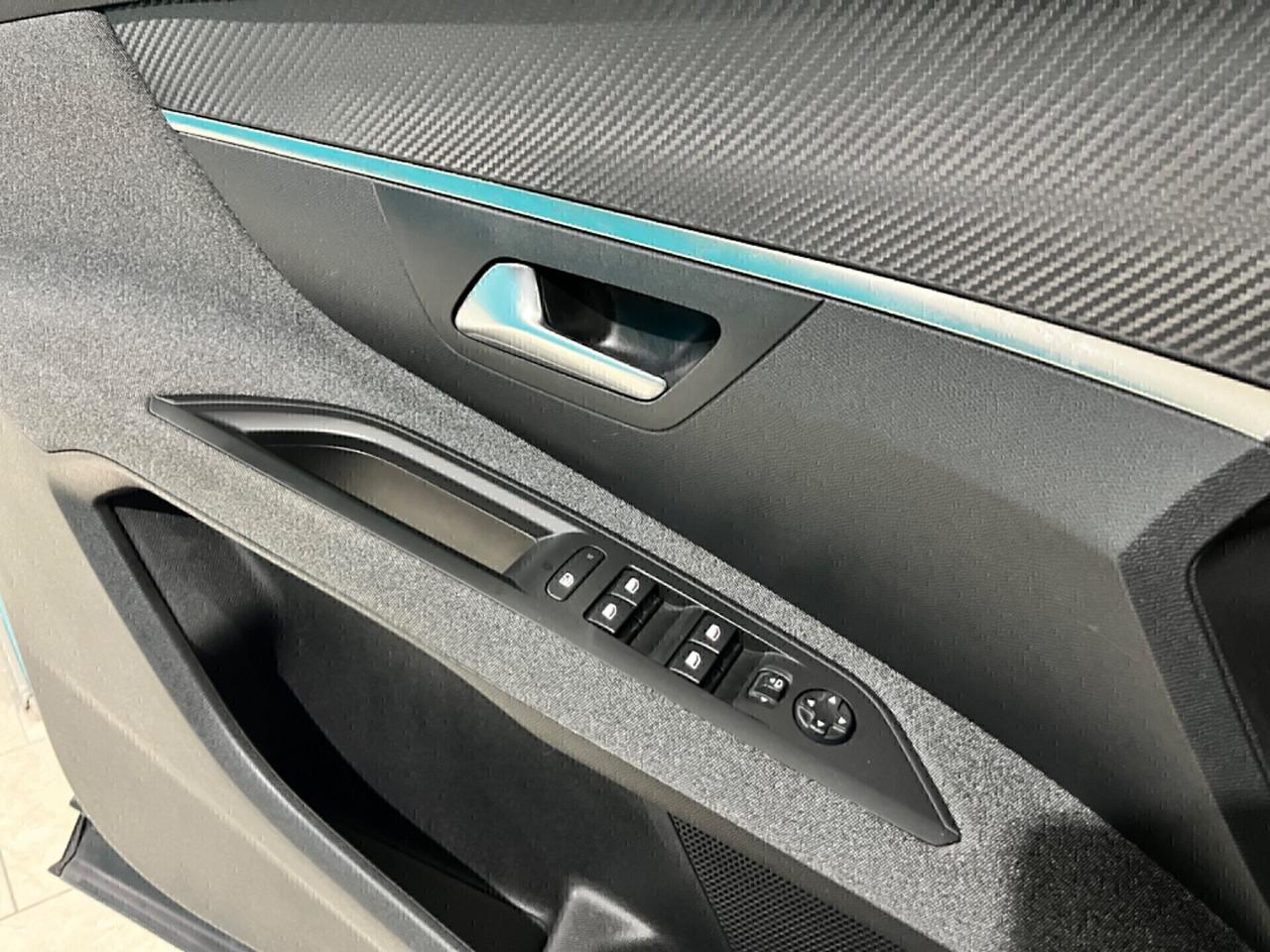 PEUGEOT 3008 FULL LED *KM CERTIFICATI *UNICOPROPRIETARIO