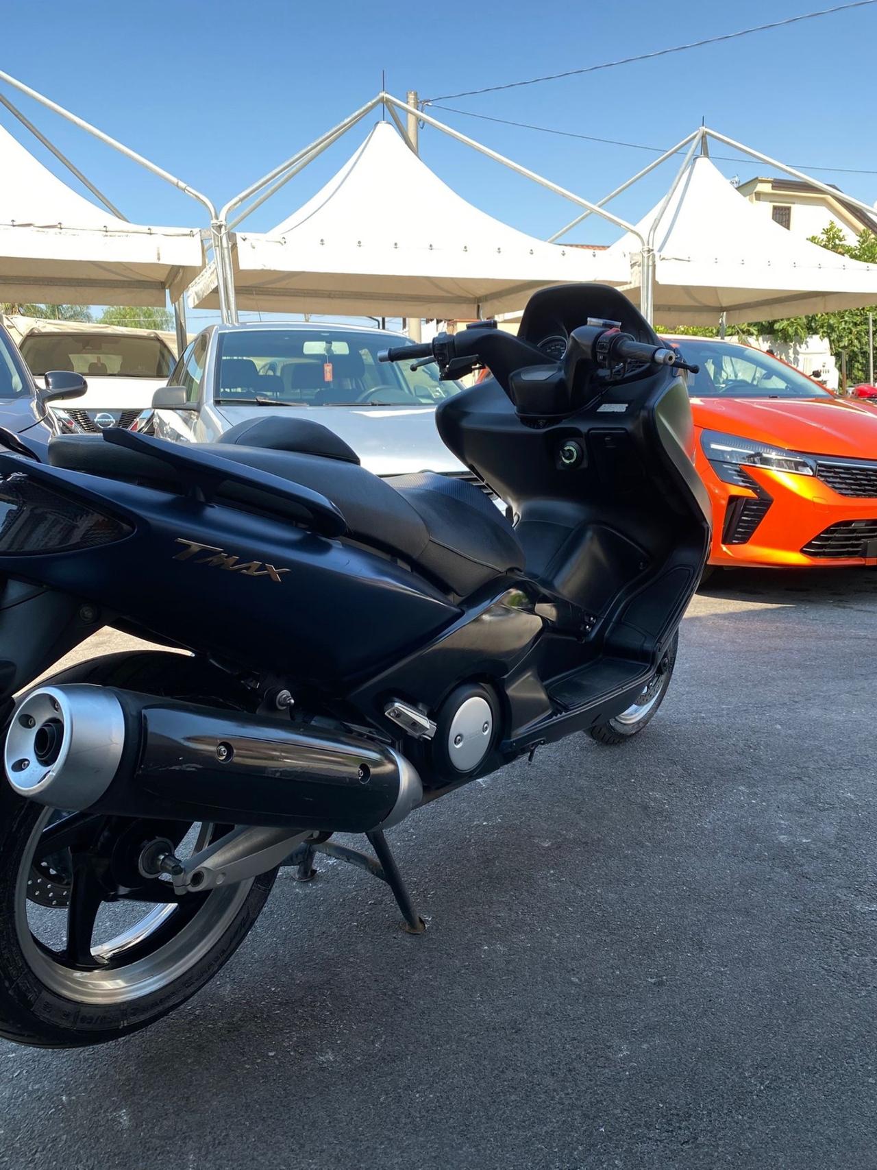 T max black max