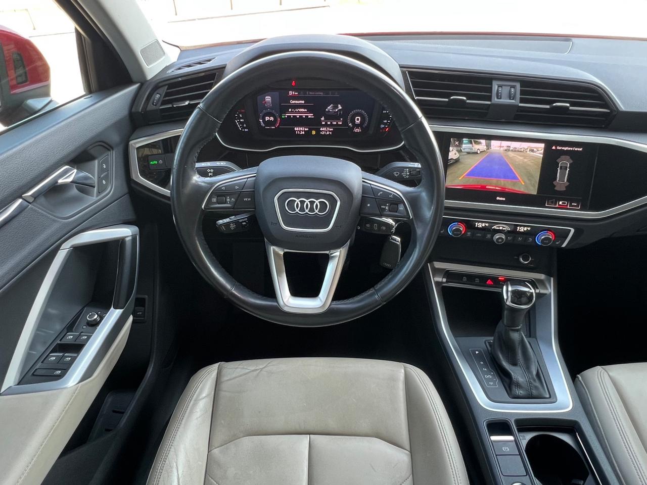 Audi Q3 40 TFSI quattro S tronic Business