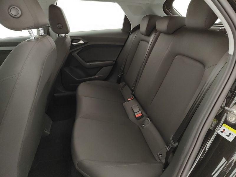 Audi A1 A1 SPB 25 TFSI Identity Black - OK PER NEOPATENTATI ! AUTOVETTURA RISERVATA A RIVENDITORI !!!