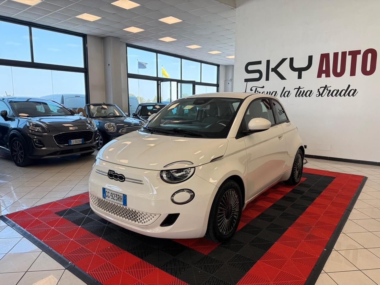 Fiat 500 500e Berlina 42 kWh Icon