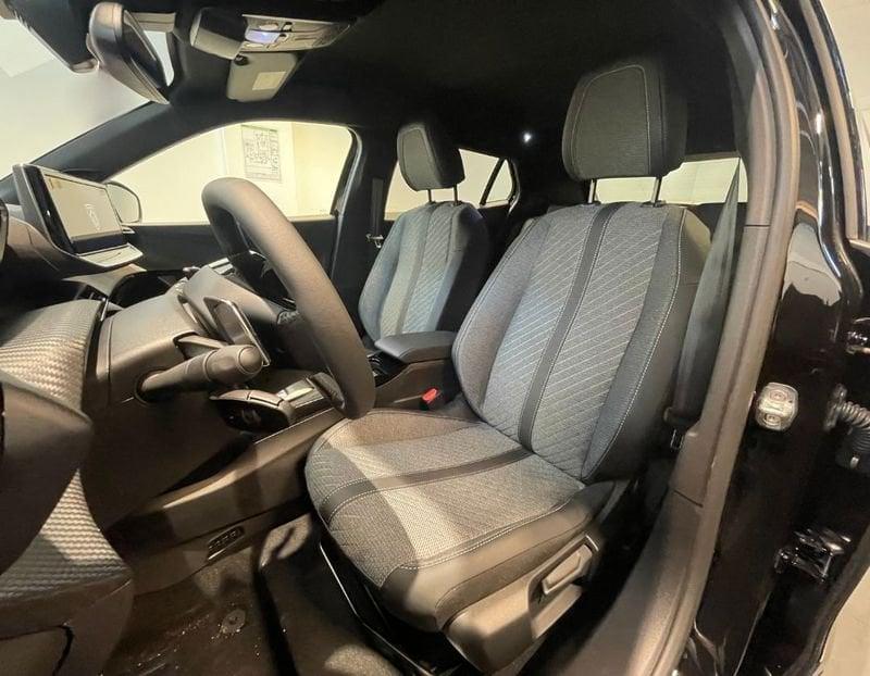 Peugeot 2008 2008 Hybrid 136 e-DCS6 Allure