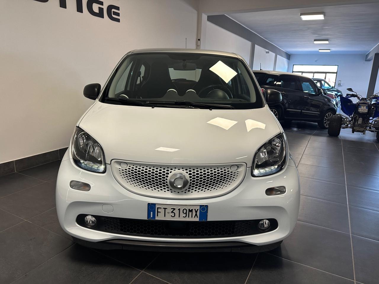 SMART FORFOUR 1.0 AUTOMATICA 71CV PRONTA CONSEGNA