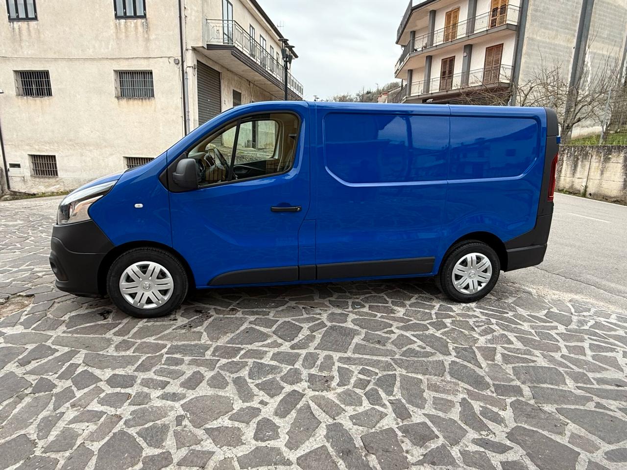 NISSAN NV300 2.0 DCI 120CV 2022