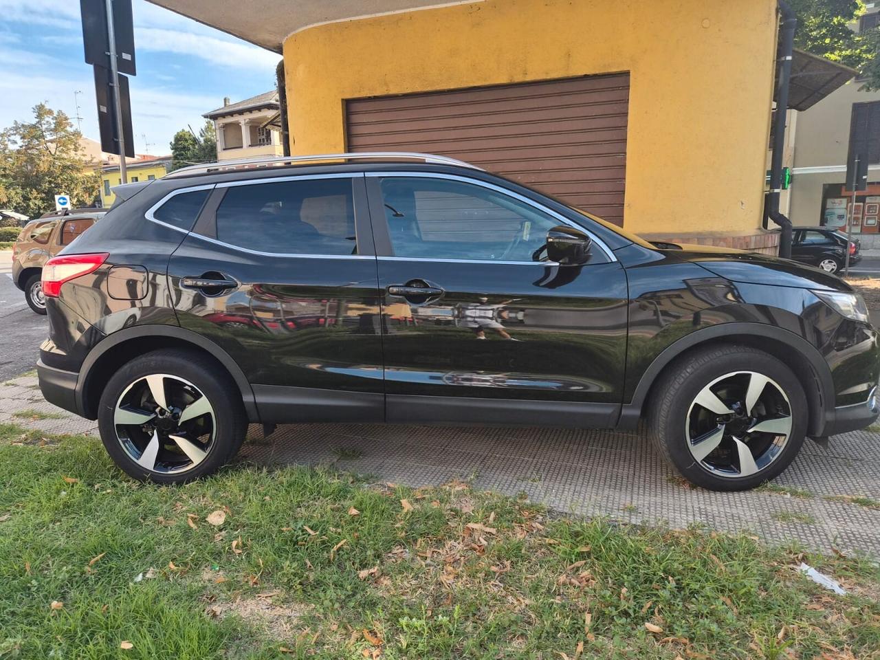 Nissan Qashqai 1.6 N-Connecta Tagliandi Certificati