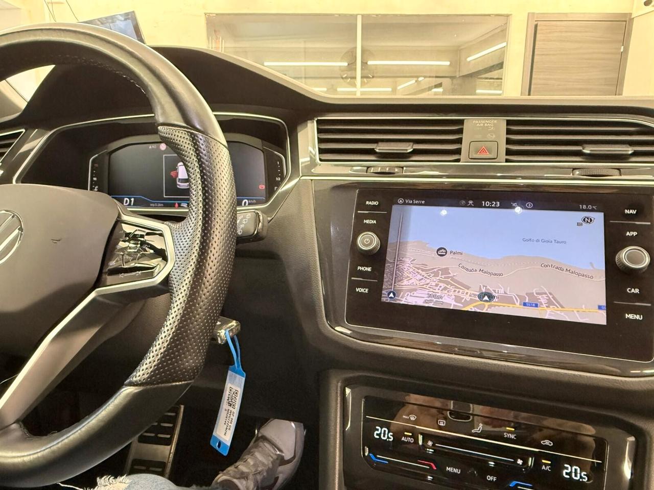 Volkswagen Tiguan 2.0 TDI 150 CV SCR DSG R-Line