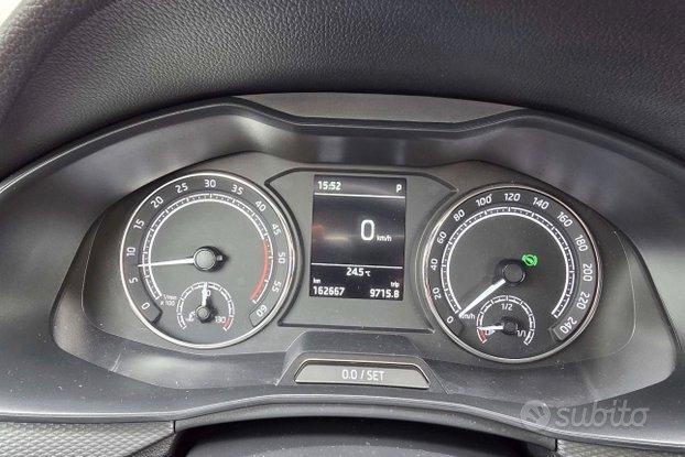Skoda Scala 1.6 tdi 2019 cambio automatico