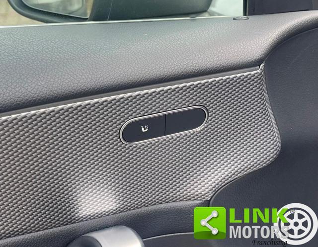 MERCEDES-BENZ A 200 Automatic 4Matic Sport