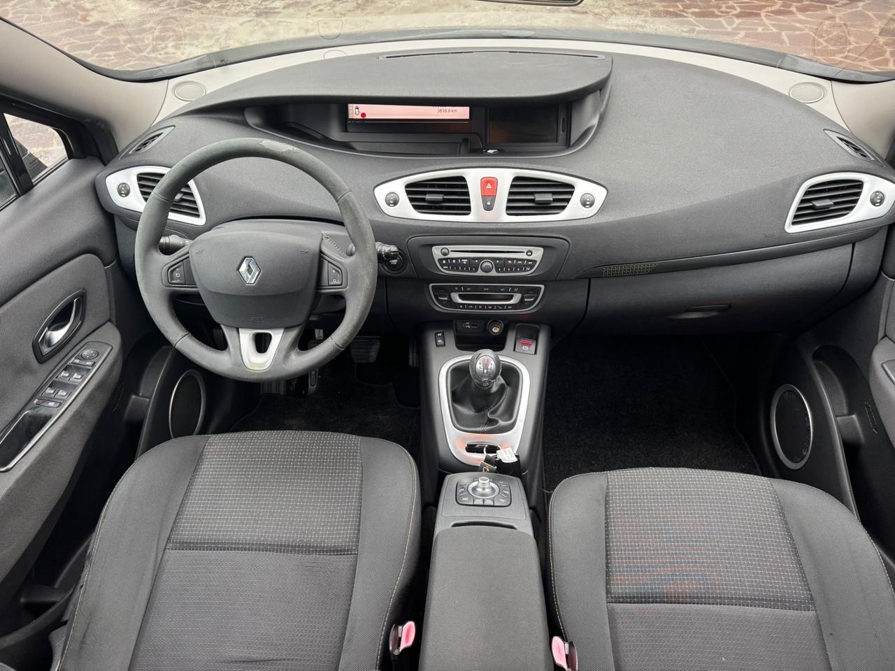 Renault Scenic Scénic X-Mod 1.5 dCi 110CV Luxe neopatentati