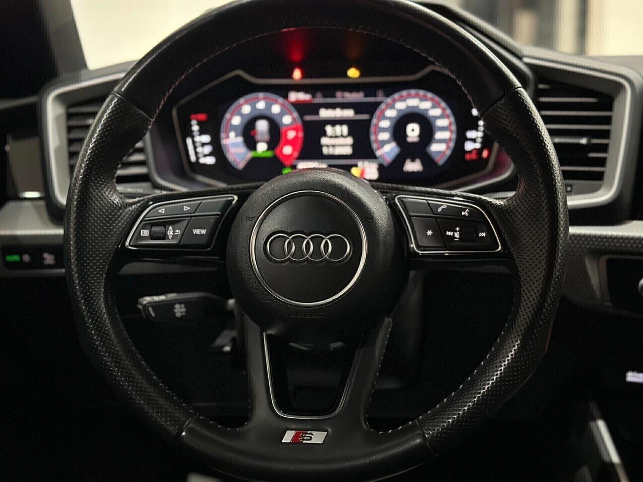 Audi A1 citycarver 35 TFSI S tronic