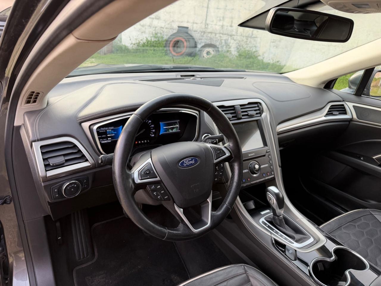 Ford Mondeo Full Hybrid 2.0 187 CV eCVT 4 porte Vignale