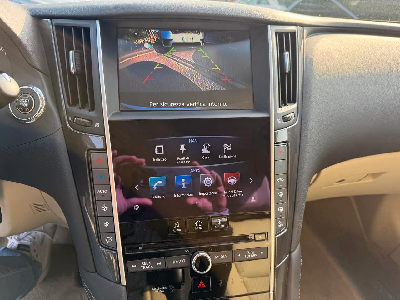 Infiniti Q50 2.2 diesel AT Premium Executive