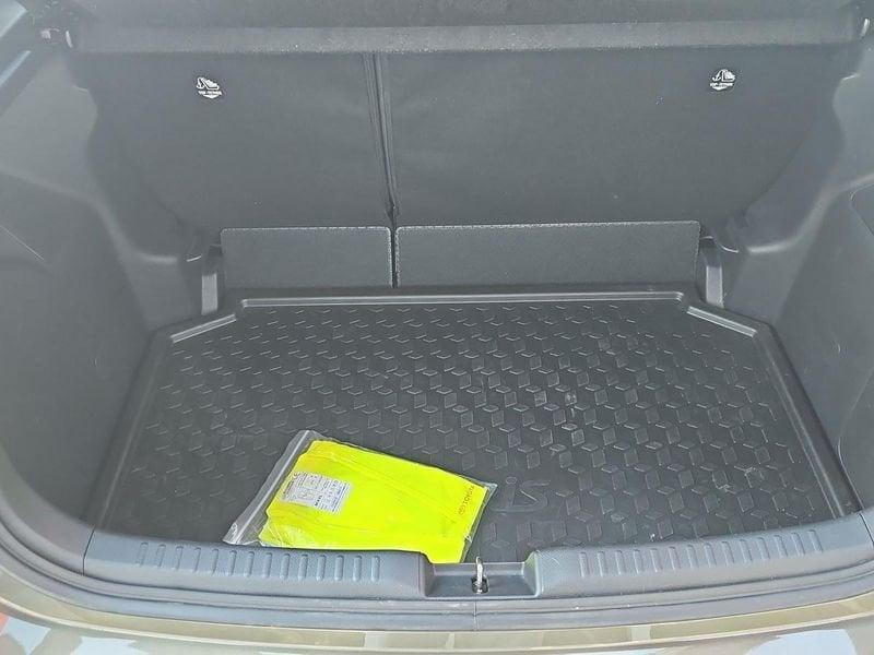Toyota Yaris 1.0 Active MY22