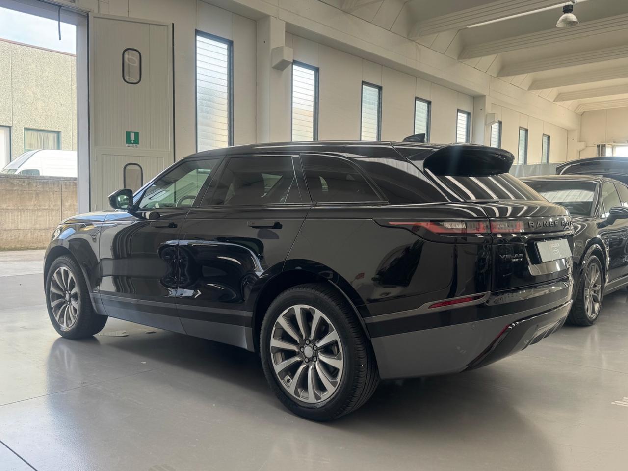 Land Rover Range Velar 2.0D I4 240 CV R-Dynamic SE