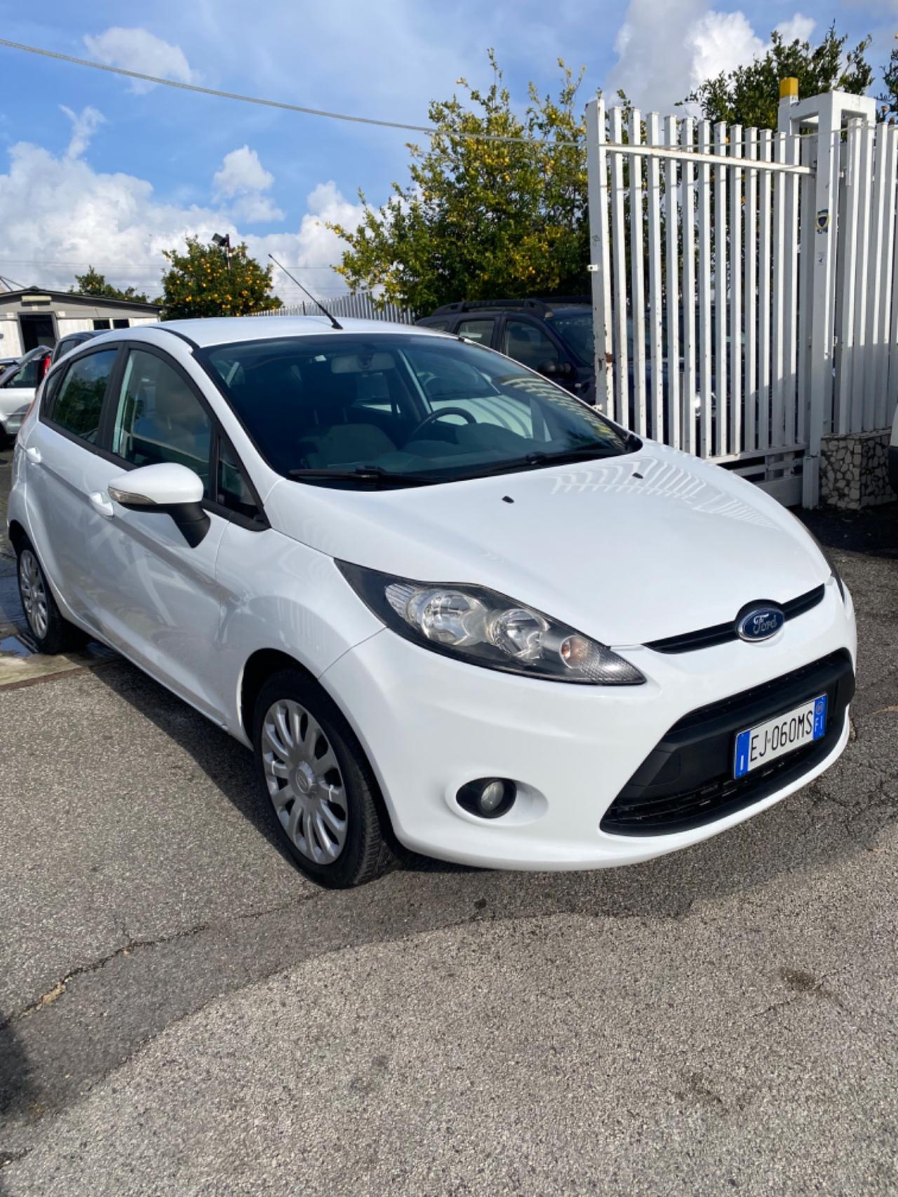 Ford Fiesta 1.4 TDCi 5p. Ghia