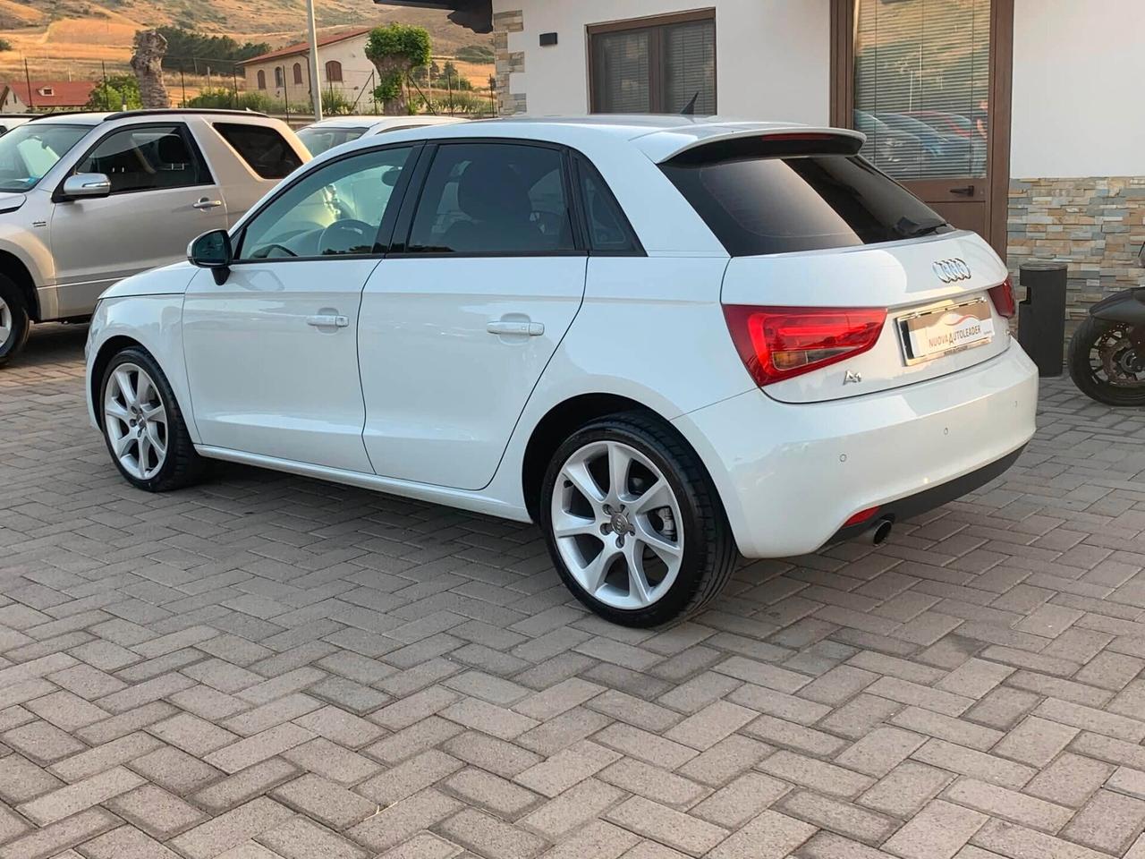 Audi A1 1.6 TDI 90 cv Ambition 2014