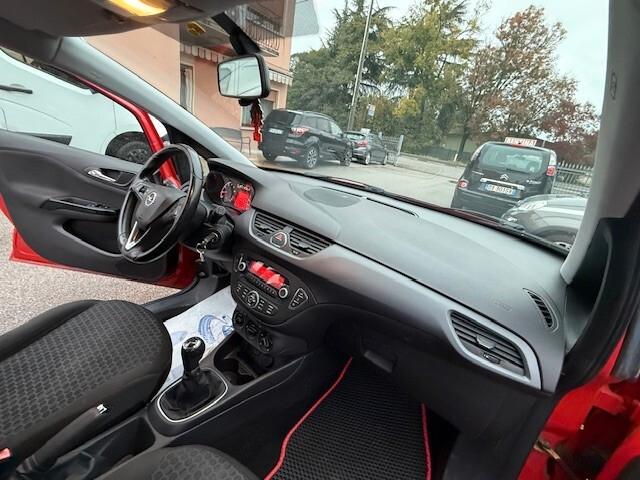 Opel Corsa 1.4 90CV GPL Tech 5 porte b-Color adatta neo-patentati