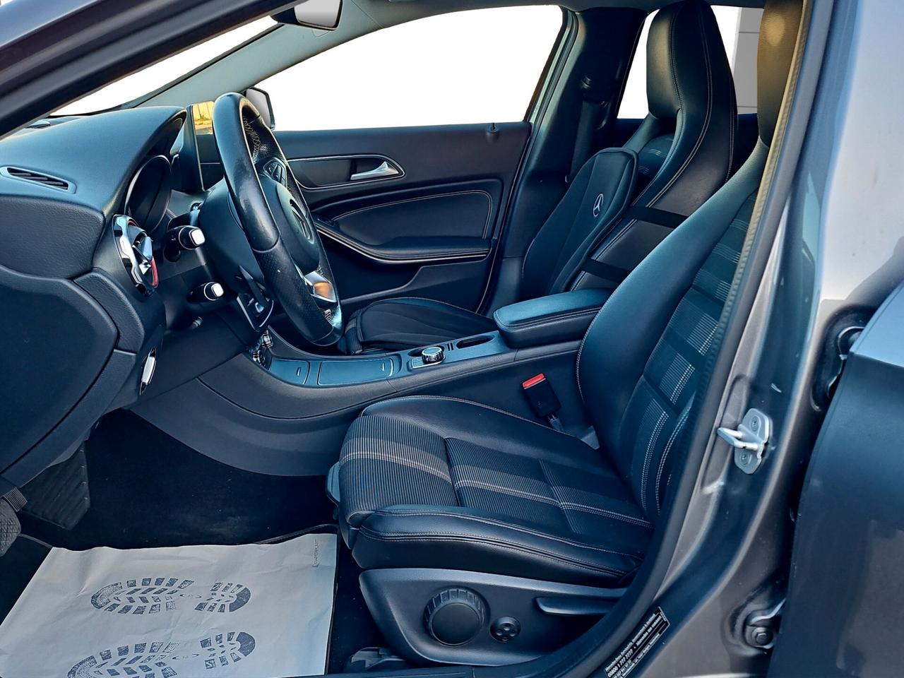 Mercedes-benz GLA 200 d Premium