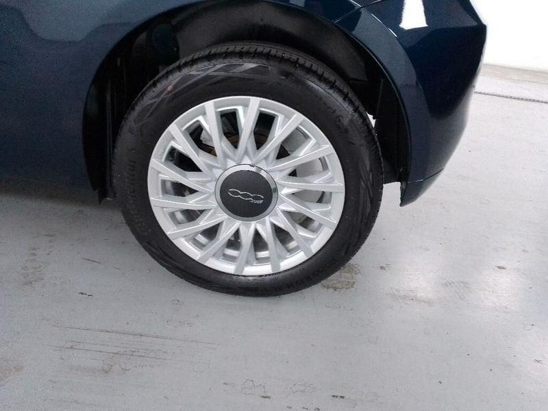 FIAT 500C 1.0 hybrid Dolcevita 70cv