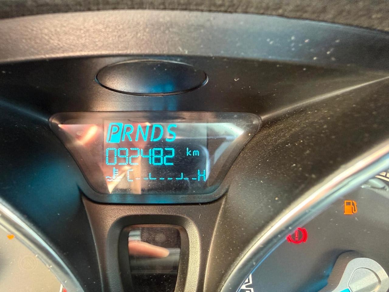 Ford Fiesta Cambio Automatico Black & White