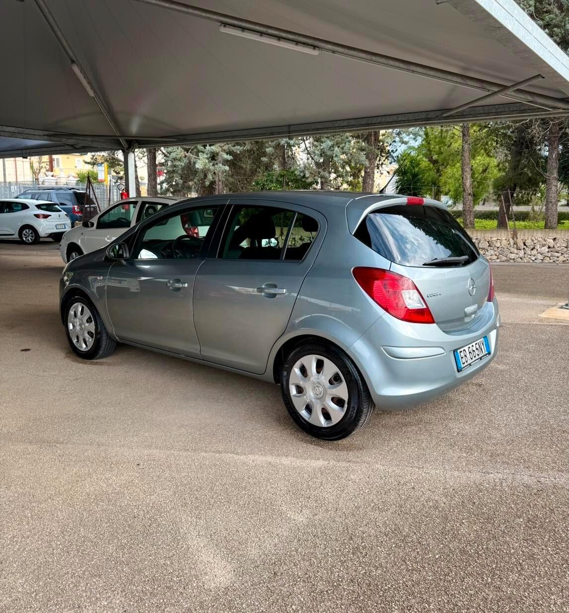 Opel Corsa 1.0 12V 5 porte Club