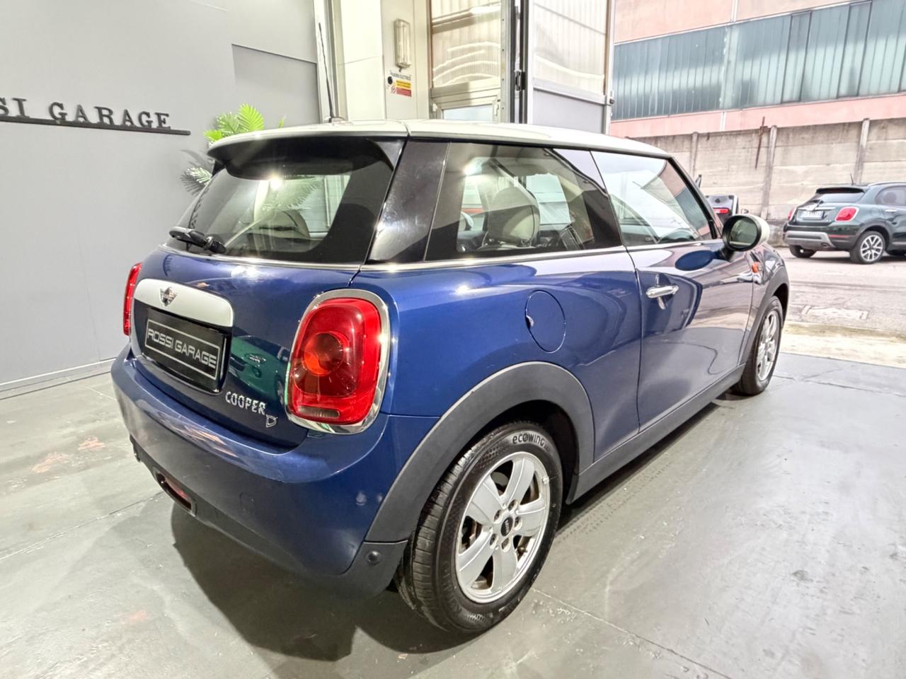 MINI 1.5 COOPER D 3P AUTOMATICA