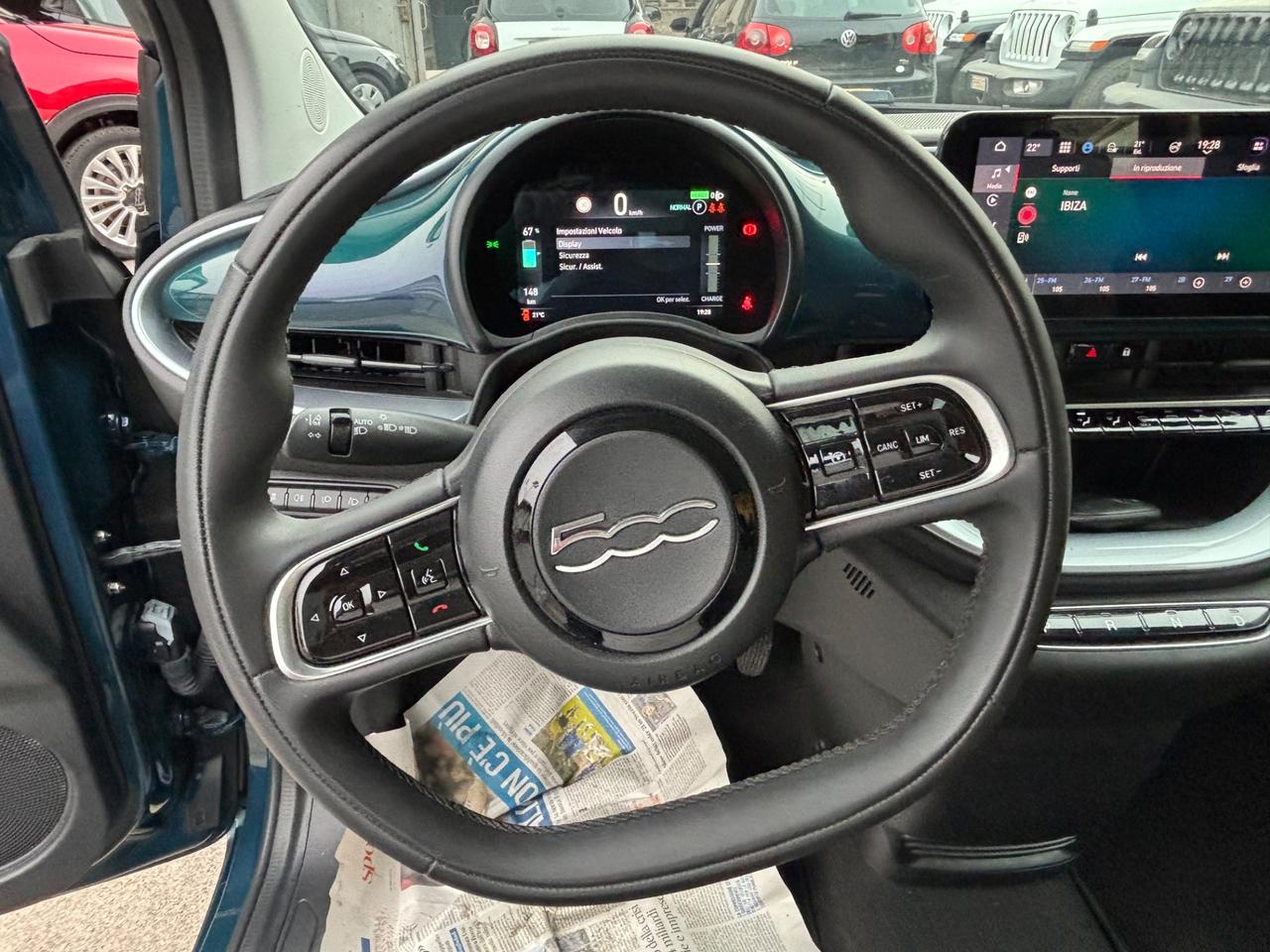 500e Berlina 42 kWh La Prima